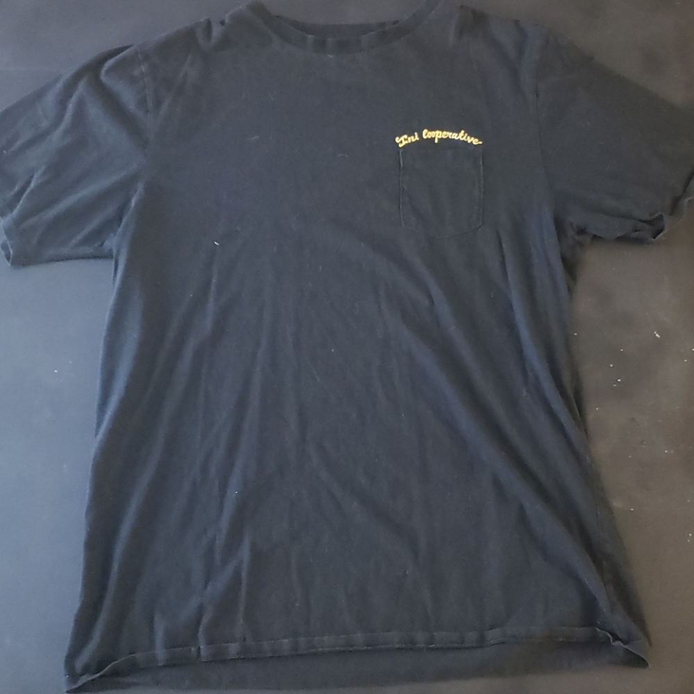 Ini cooperative graphic tee